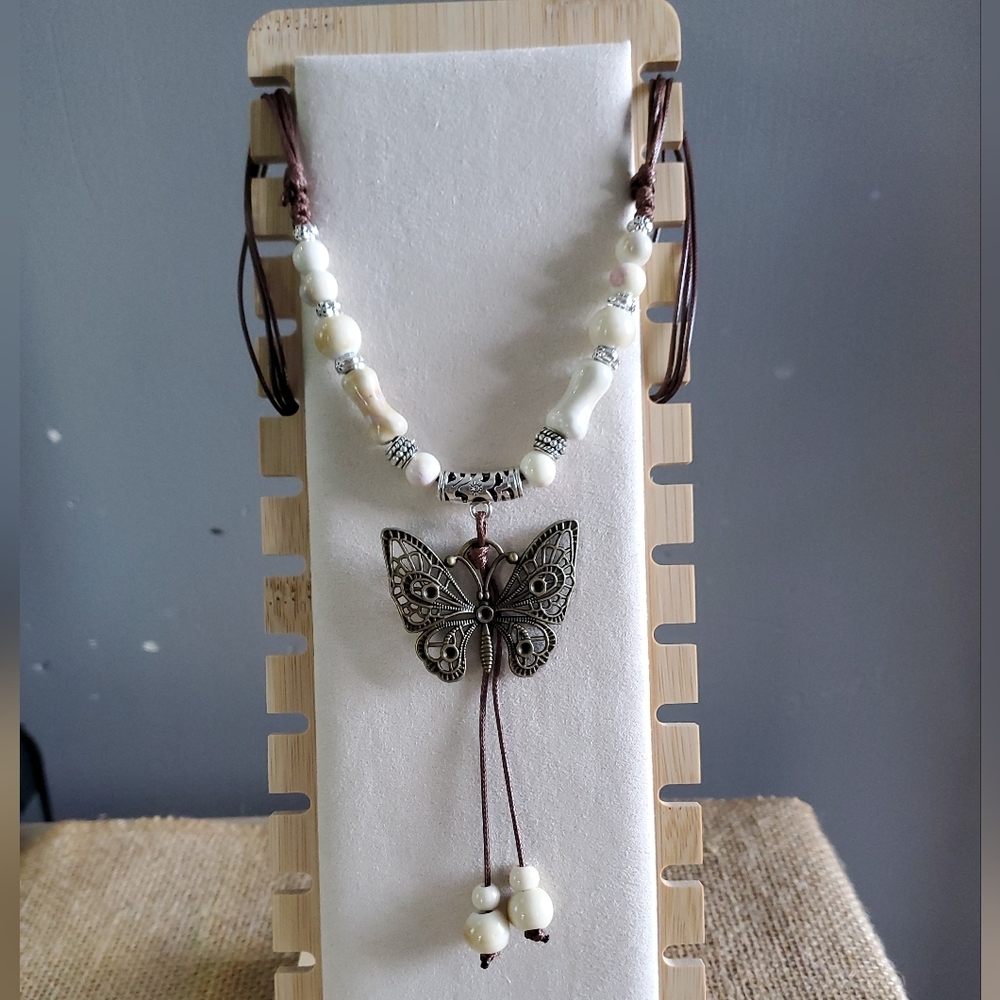 Boho Chic Butterfly Necklace - Picture 3 of 4